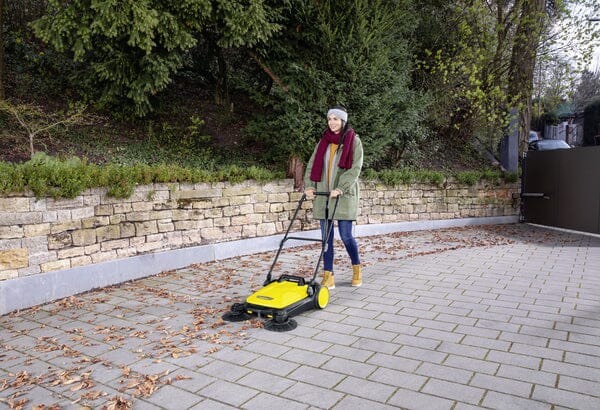 Kärcher S 4 Twin Kehrmaschine - werkzeug-online24